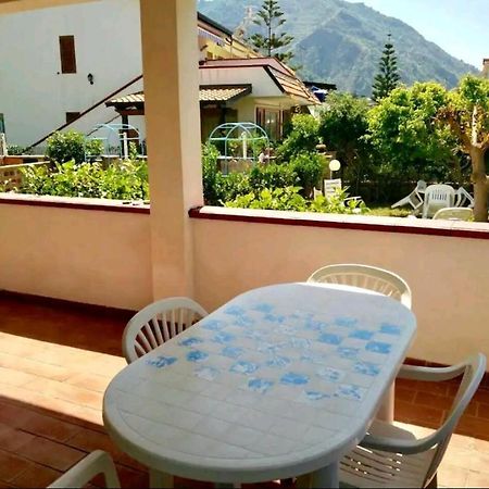 Villa Casa Con Giardino E Terrazzo Vicino Al Mare Piraino Exterior foto